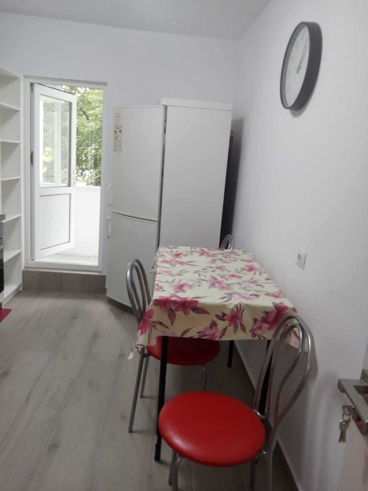 PALAS - Apartament cu 3 camere de inchiriat