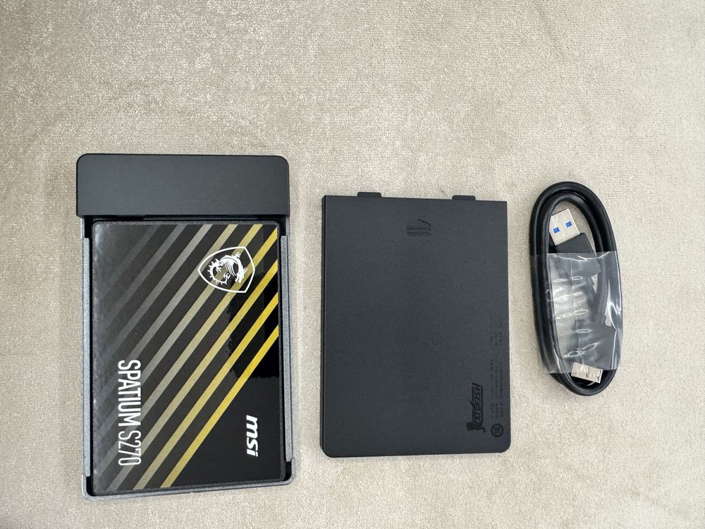 Внешний SSD диск 240 Гб