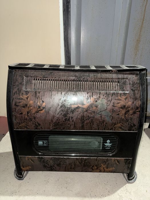 Eron pechka sotiladi ishlab turgan isitish holati zor