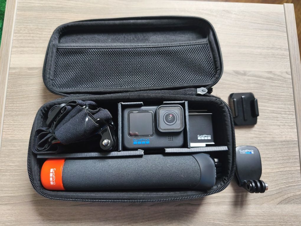 Продавам GoPro 11 combo