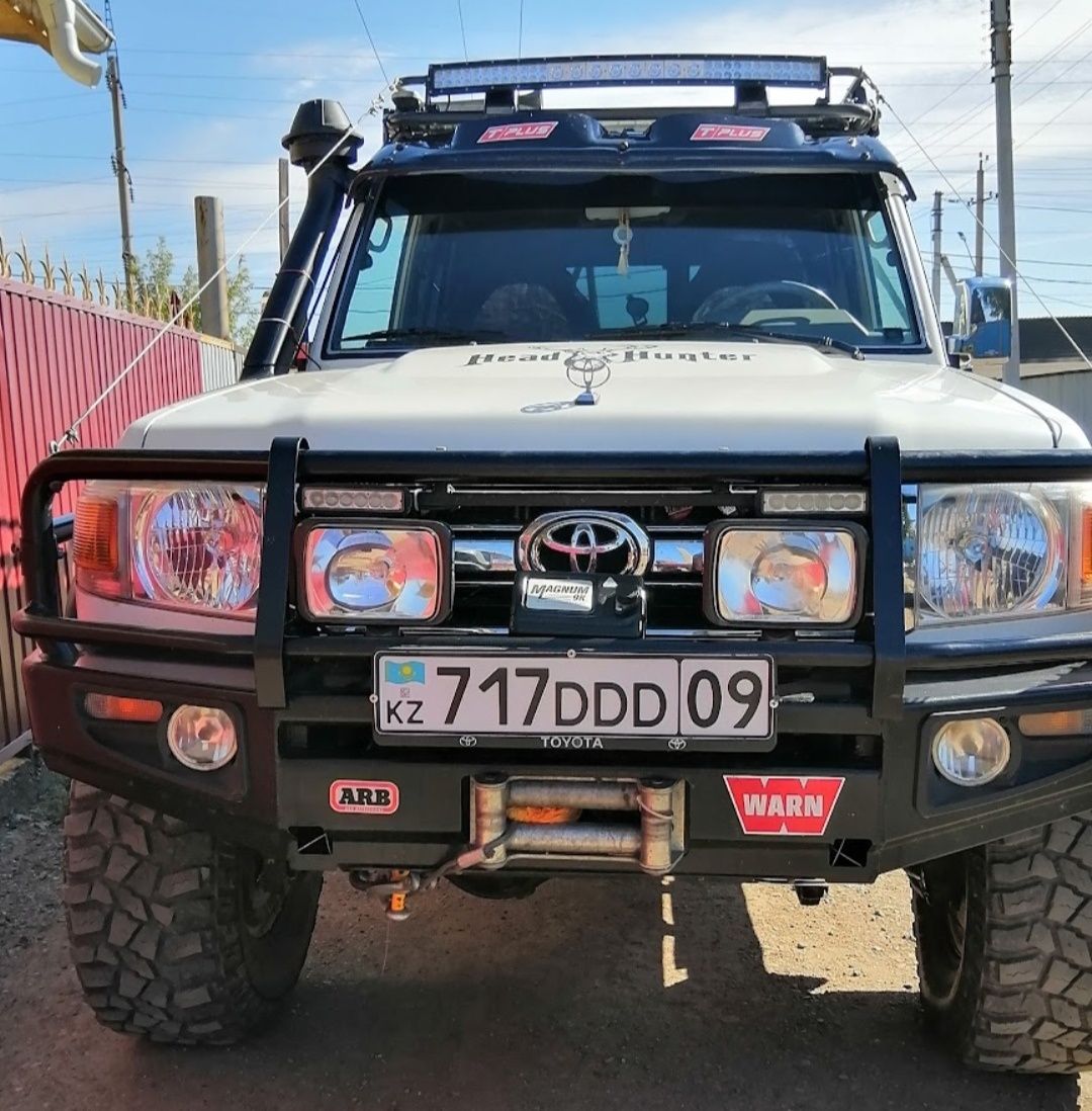 Достойный Крузак 76, 2007гв.  4500обьем мкпп 5, ARB