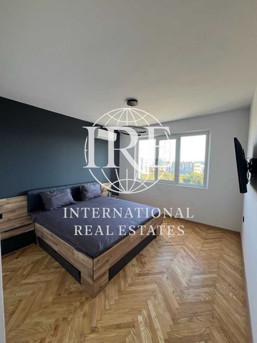 Продава се Тристаен апартамент в Варна, Левски - 90 кв.м за 2612 €/кв.м - Снимка #8