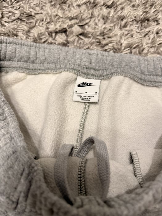 Оригинален карго патналон на Nike