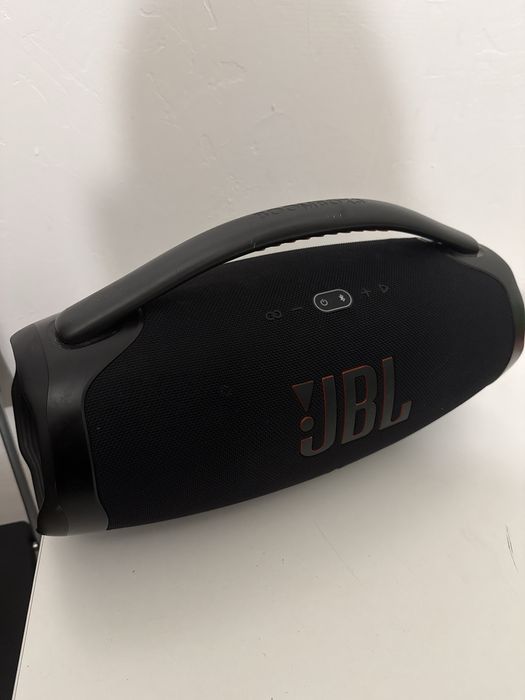 Boxa JBL Boombox 3 cumparat in data de 22 iulie 2025