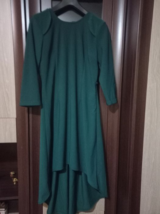 Rochie de zi sau seară, elegantă, nu necesita calcare.