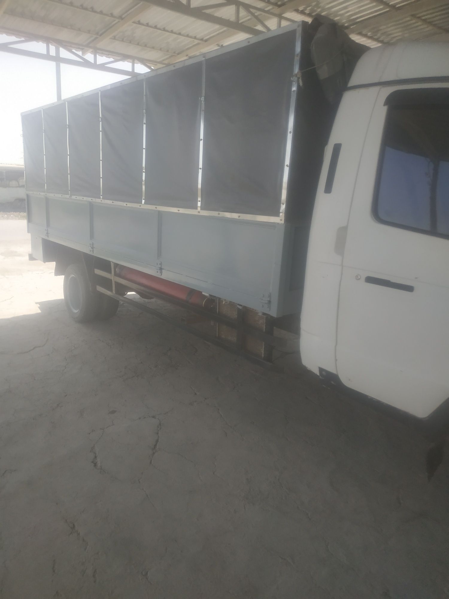 Продается газел бортовой