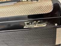Acordeon italian Fratelli Vacari cu 120 de basi