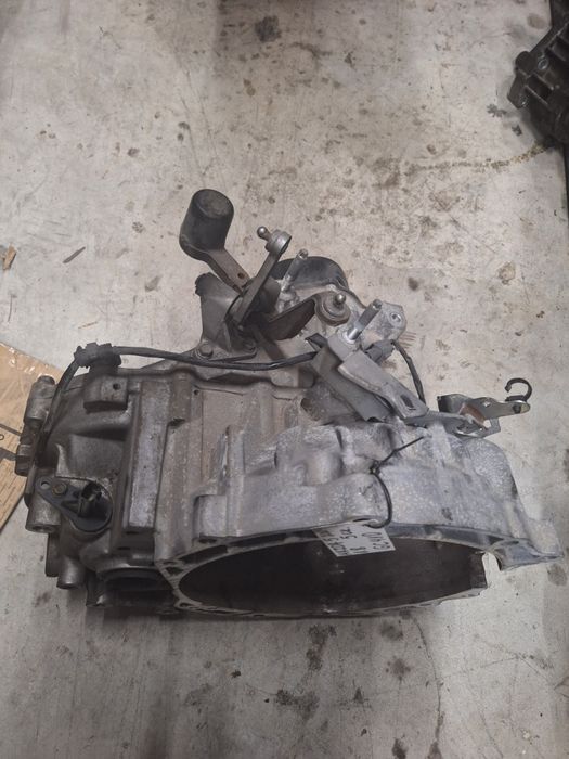 Ръчна скоростна кутия Mazda 5 1.8 / Мазда 5 1.8 бензин 2009г.