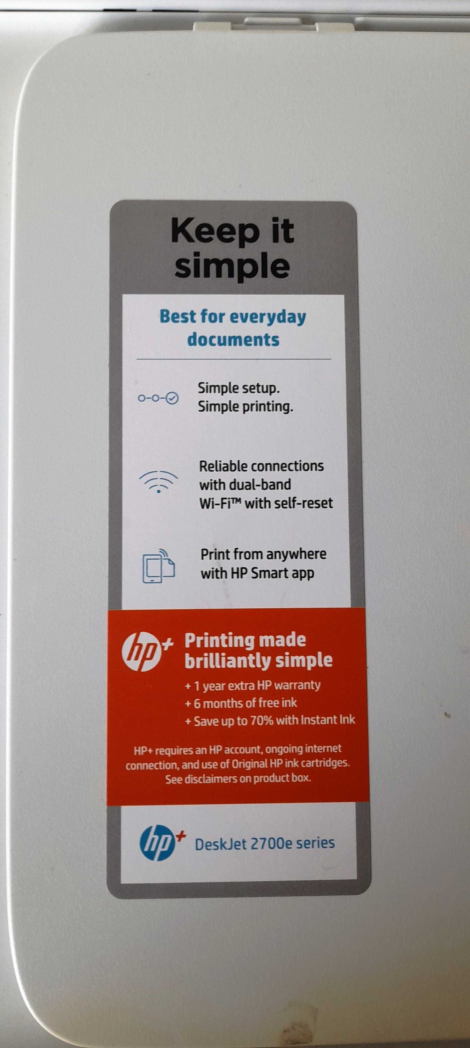 Продавам принтер HP DeskJet 2700e