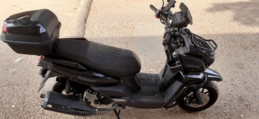 Скутер  модель  Танк