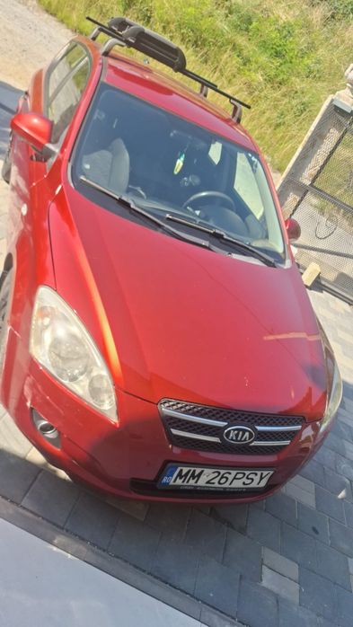 Vând kia ceed unic proprietar