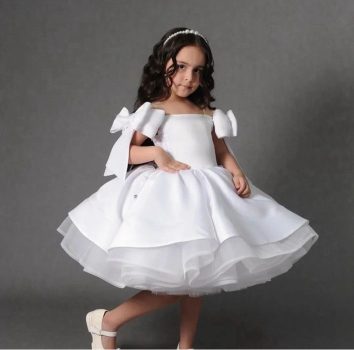 Шикарное детское платья