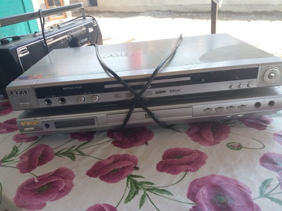 Дивиди электроника  можно на запчасти