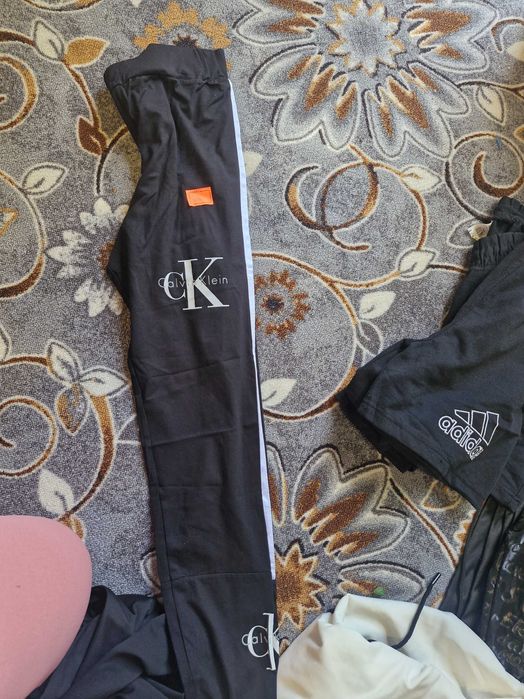 Colanti diferite firme