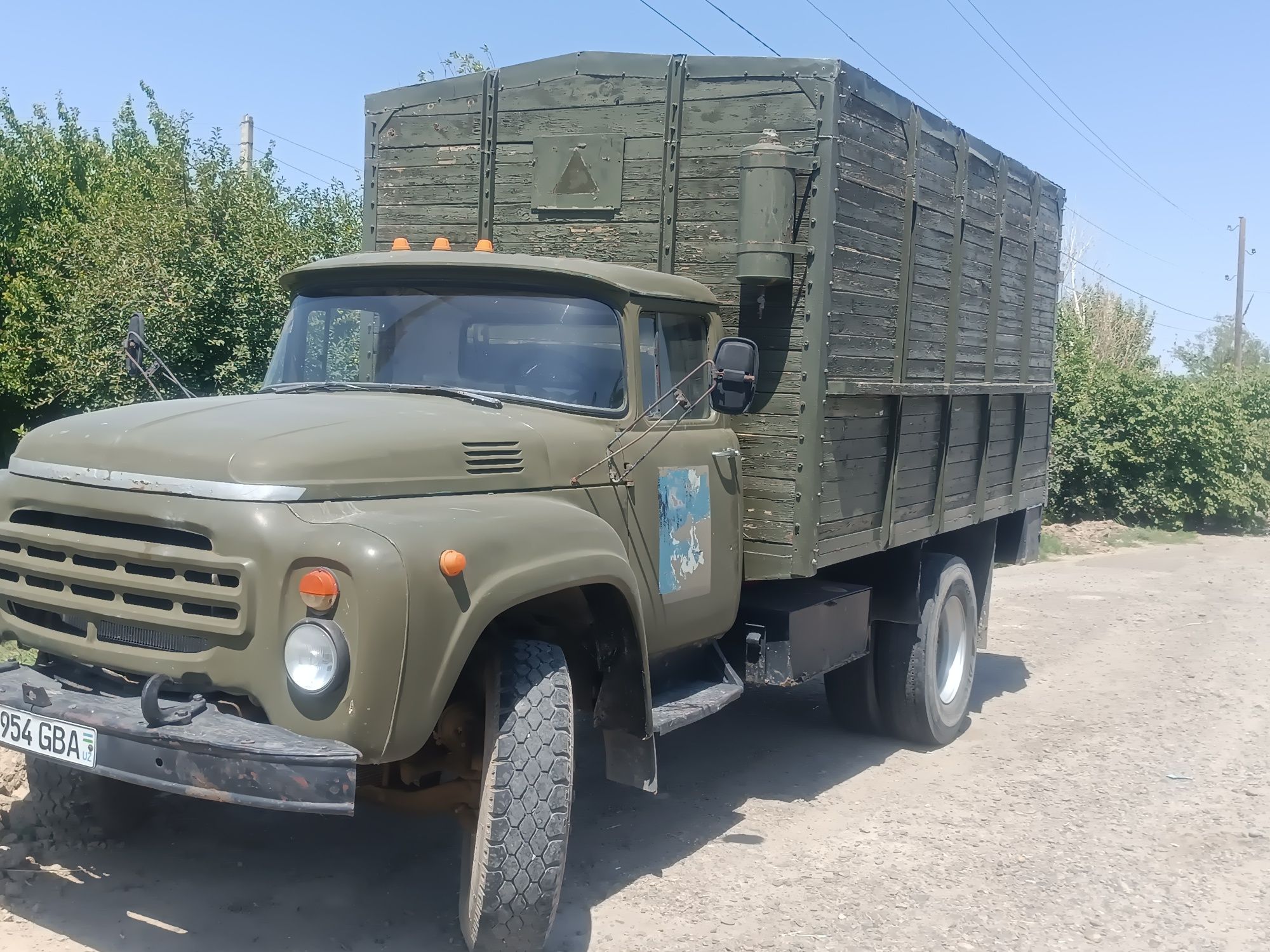 Зил сотилади срочно