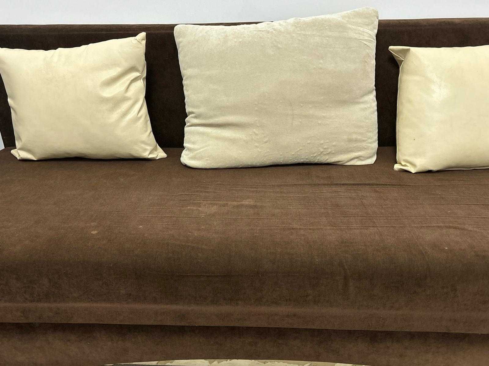 Canapea extensibila
