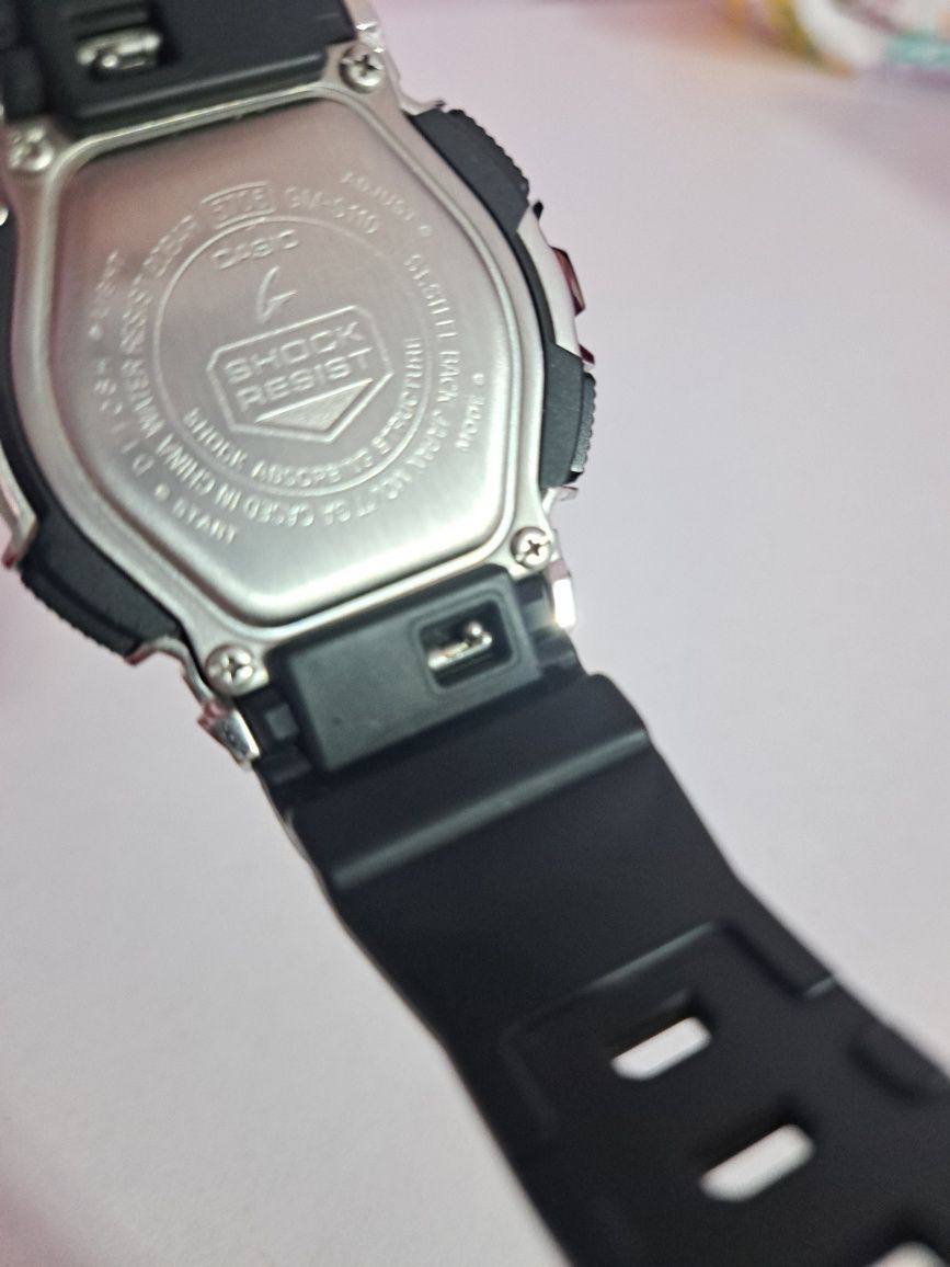 Часовник Casio G-Shock GM-S110-1AER