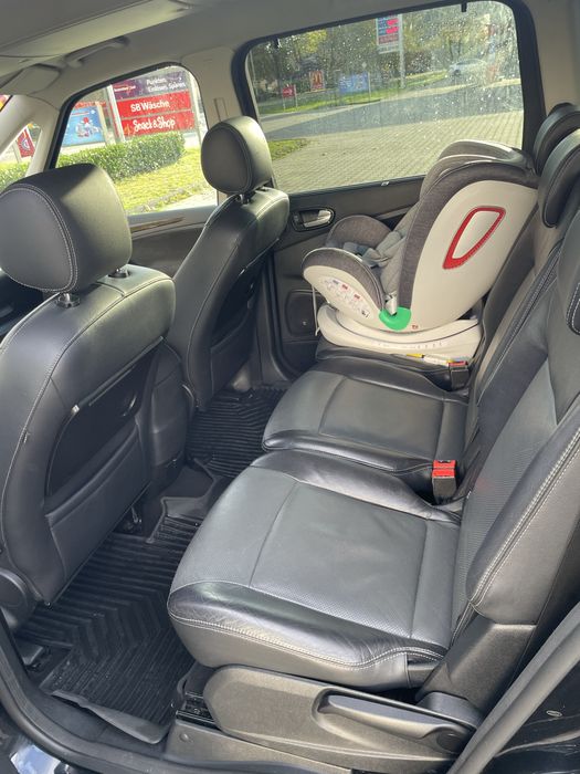 Ford Galaxy 2.2 TDCi 7 locuri