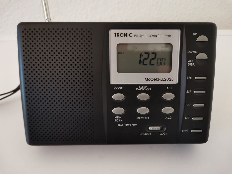 Radio Digital cu alarmă.