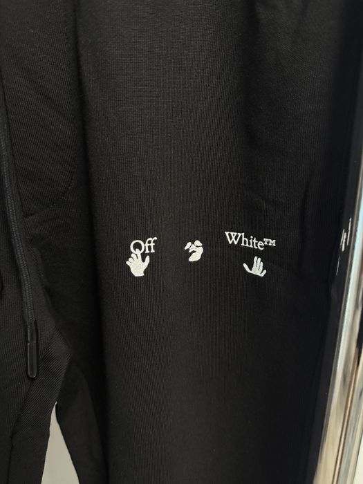 Compleu OFF WHITE super calitate