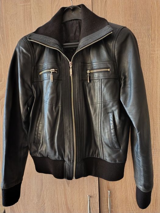 Дамско късо кожено яке