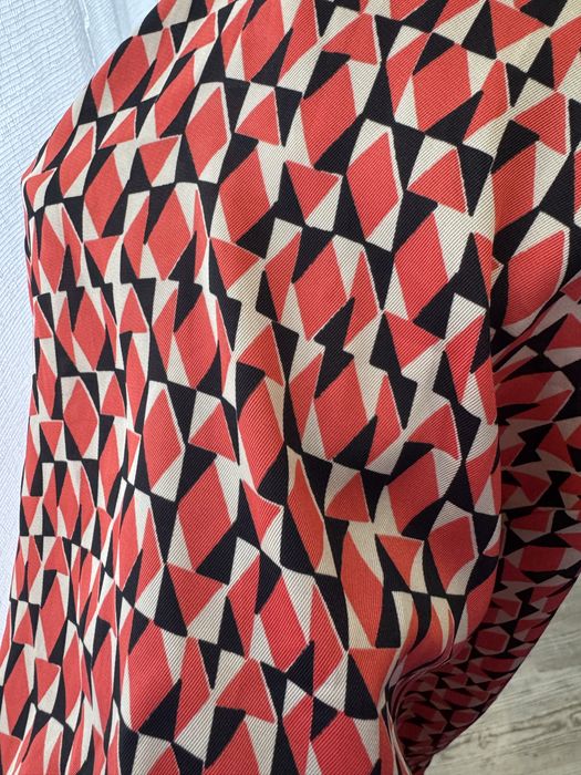 Розова рокля Reserved и дамска рокля Benetton