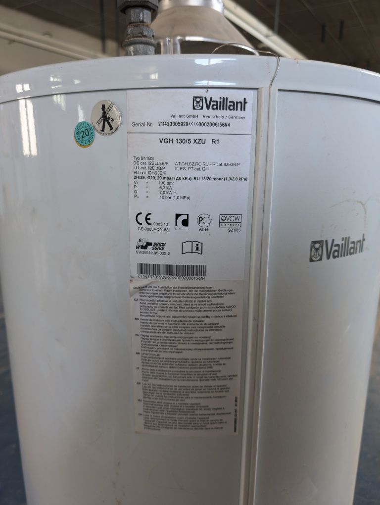 Газов Бойлер Vaillant 130л
