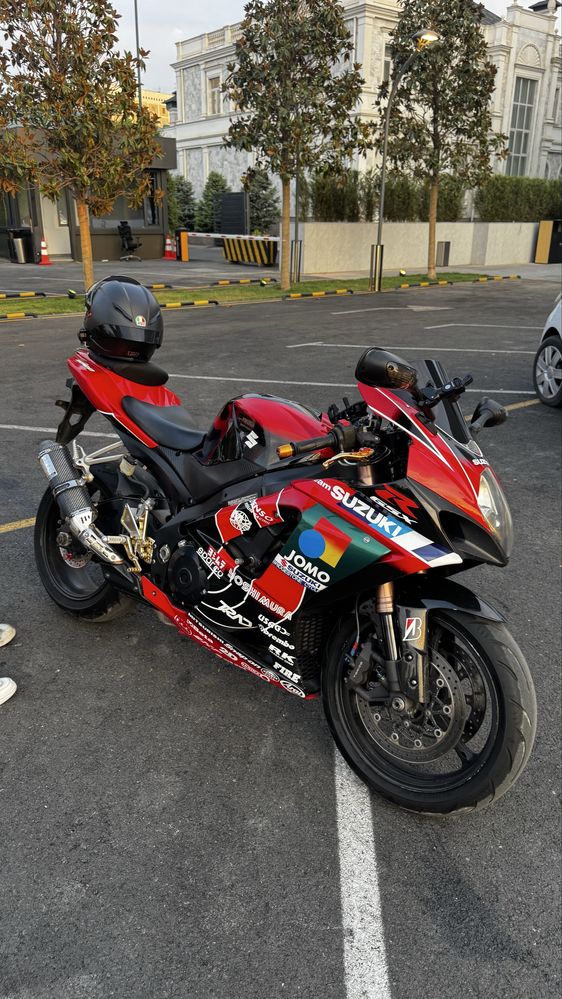 Suzuki GSXR 1000 K7
