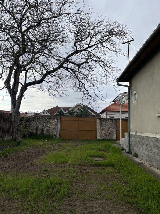 Casă de vânzare - central Beiuș!