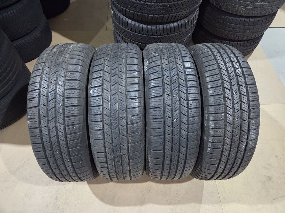 Set 4 anvelope SH iarna Continental 235/70/16