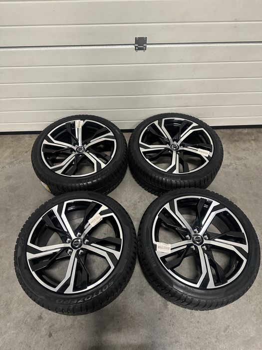 Jante NOI 19 ORIGINALE Volvo S60 V60 Iarna NOI 235/40/19 R-Design v40