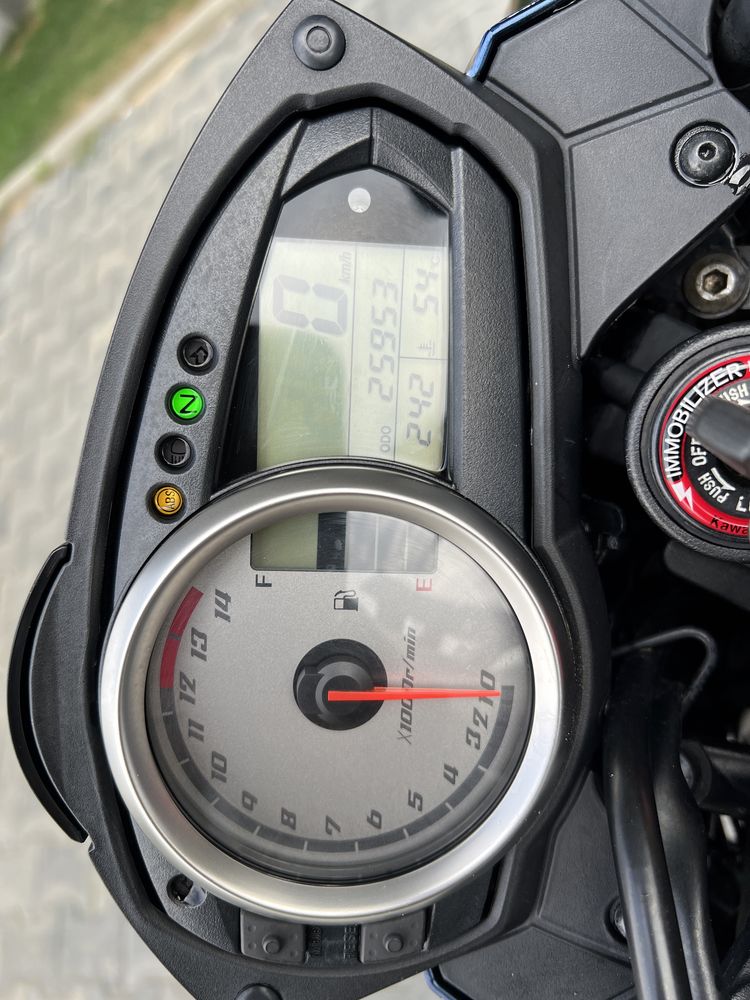 Kawasaki Z750L cu ABS
