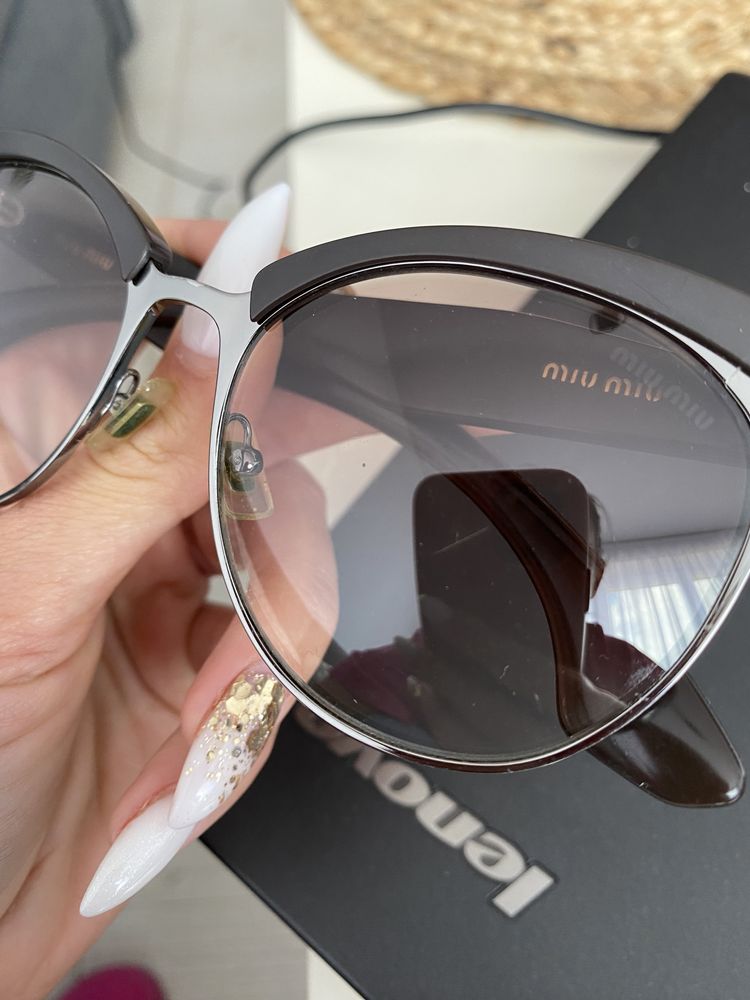 Слънчеви очила miu miu