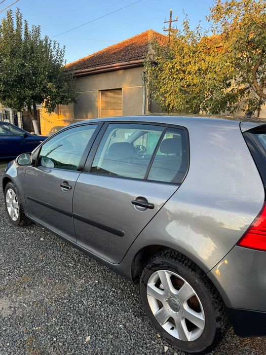 VW Volkswagen Golf V 5