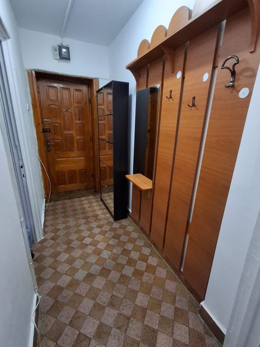 Apartament cu 2 camere de inchiriat-zona Rotonda,Craiova