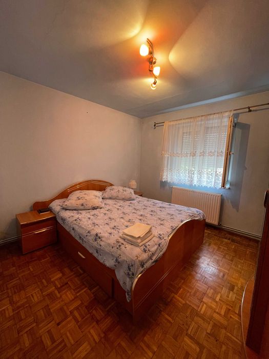 Apartament + Garaj + Pivnita de vanzare in Medias - Gura Campului