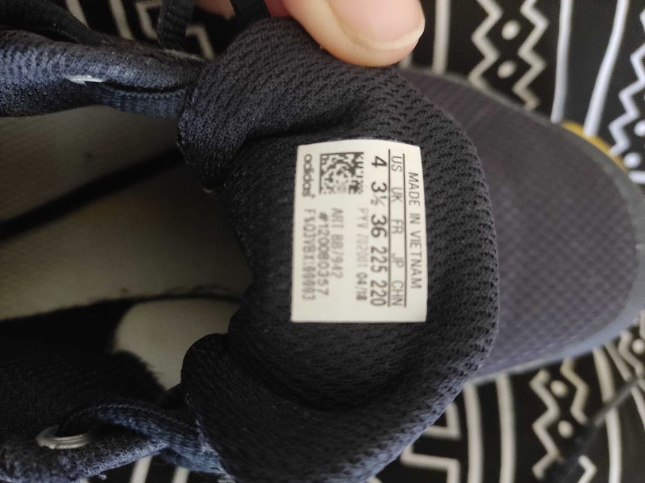 Дамски/детски маратонки Adidas 36 номер