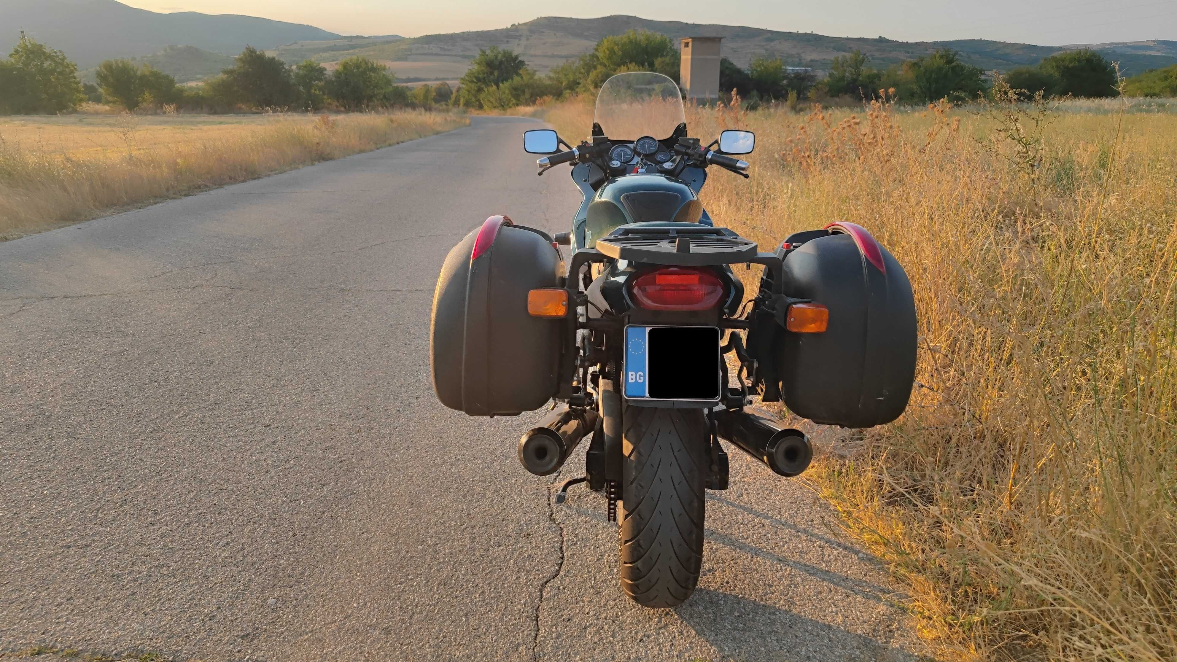Мотор Турист Triumph Sprint 900
