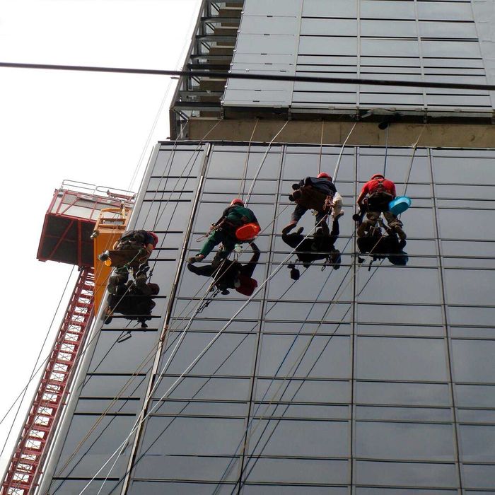 Альпинисты.Alpinist xizmati oyna yuvish mantaj kraska reklama