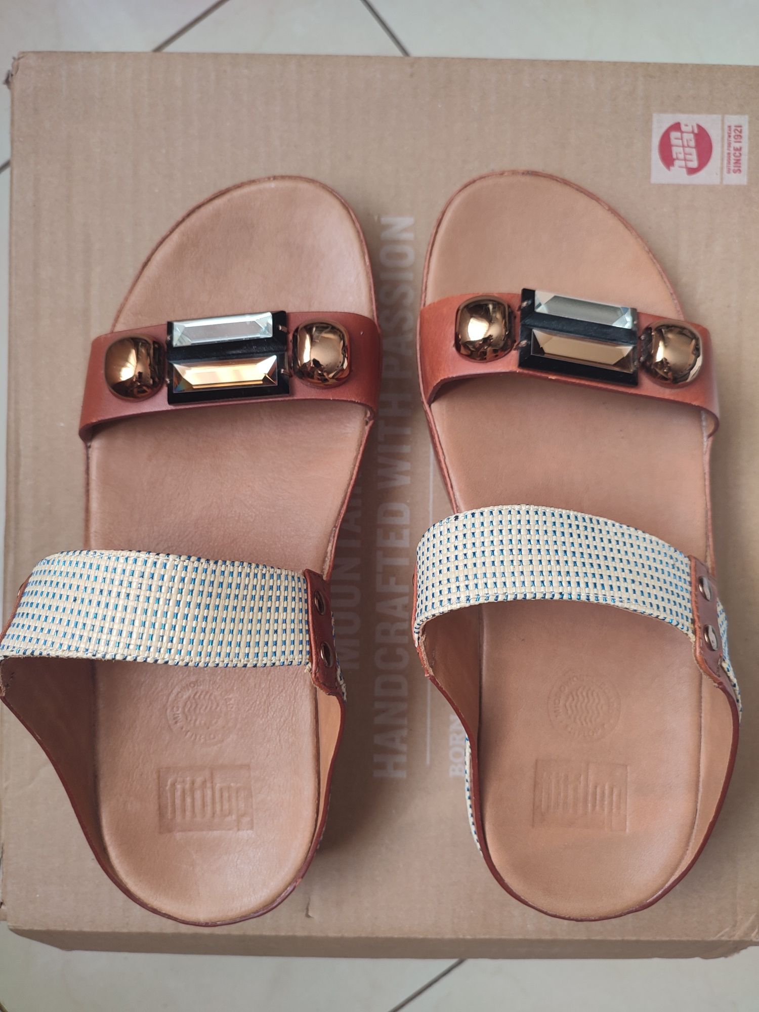Fitflop дамски чехли естествена кожа