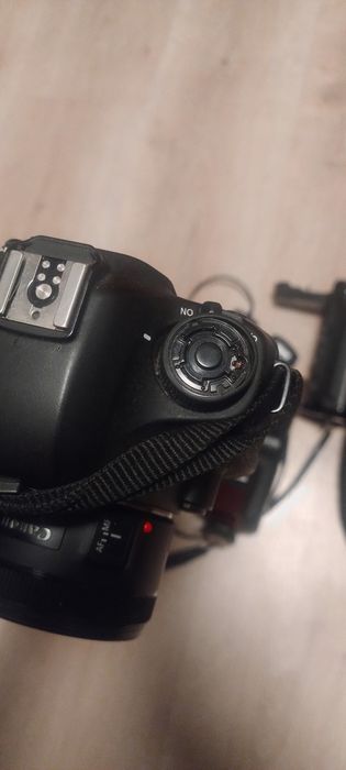 Canon 6d cu obiective și blitz