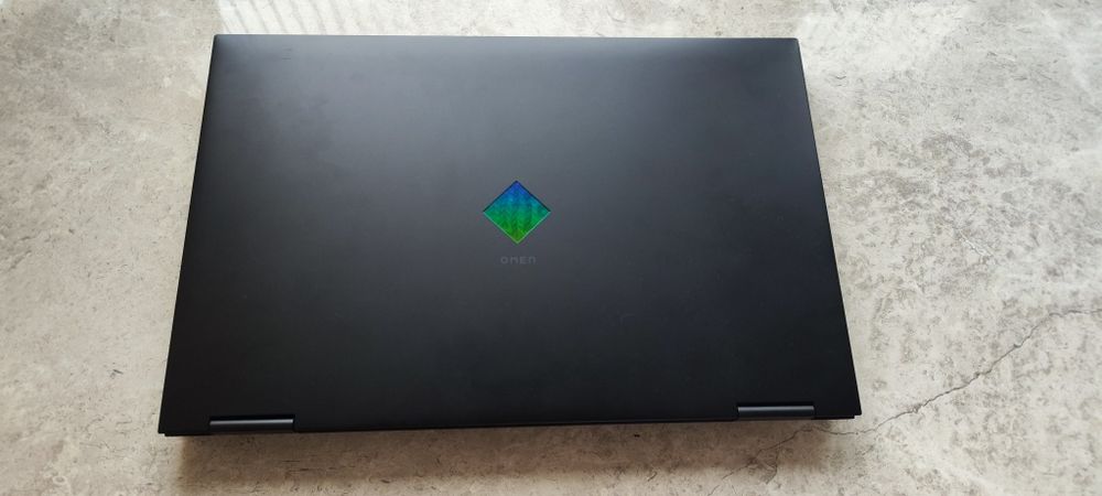 HP OMEN 17" i7 1TB SSD 32GB RAM GeForce 3070