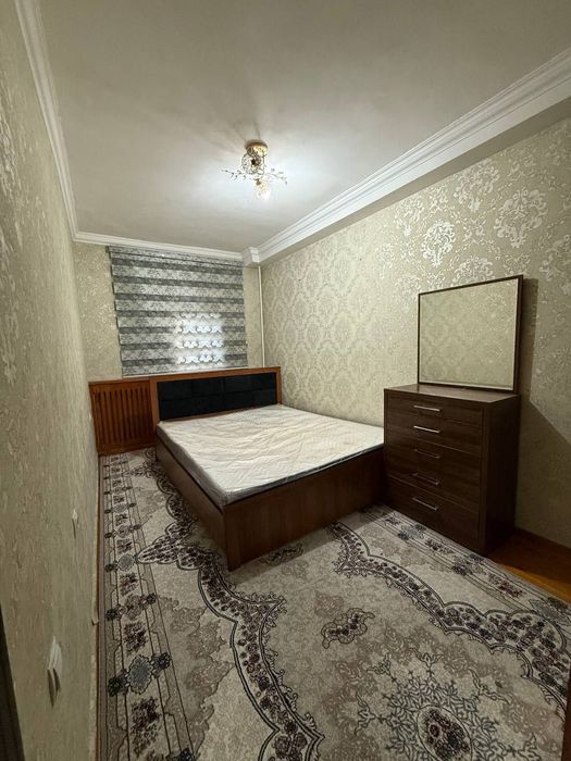 Kvartira sotiladi 3 xonali hamma jihozlari bilan2- etajda 70 kv.m