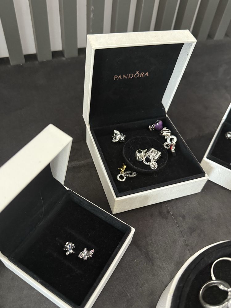 Bijuterii Pandora noi