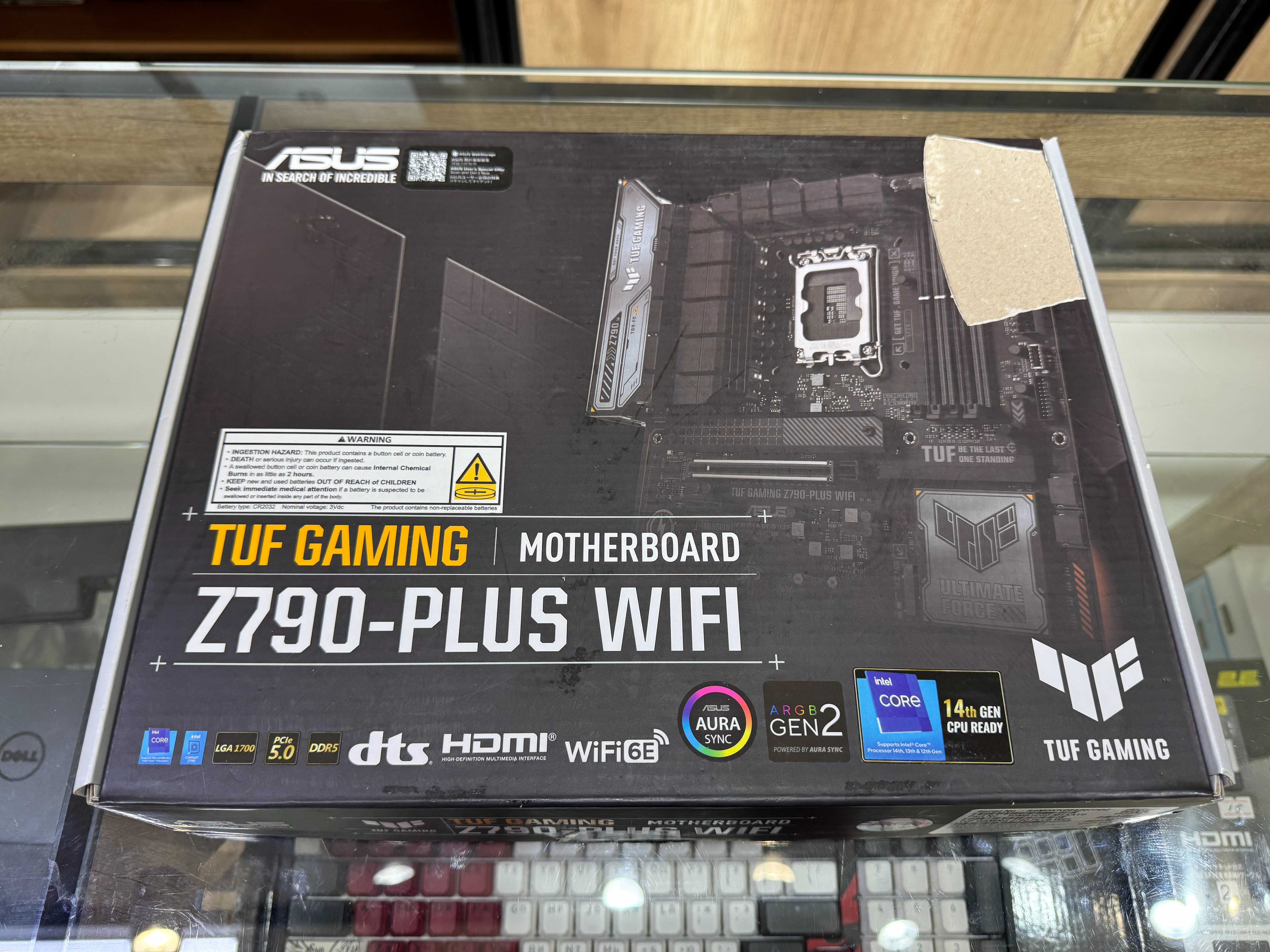 Топовая материнская плата ASUS TUF GAMING Z790-PLUS WIFI DDR5