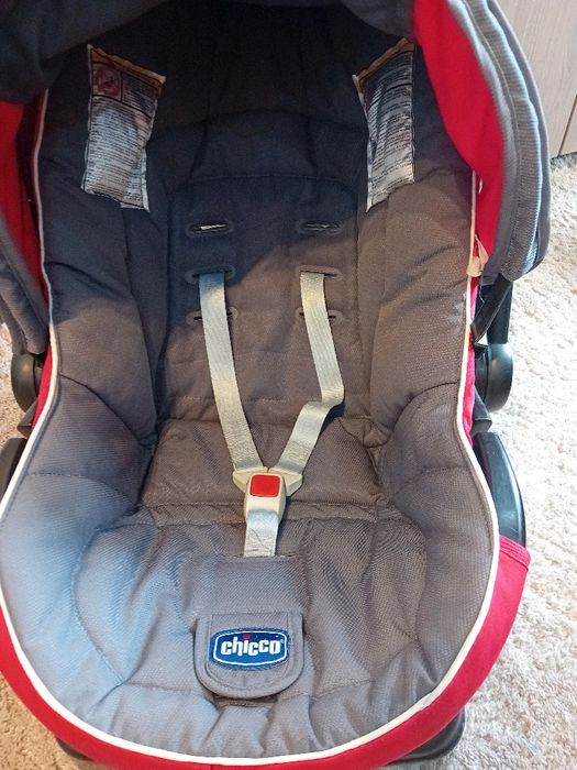Столче за кола chicco
