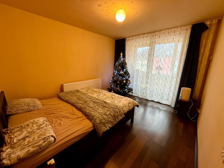 Apartament 3 camere, 68mp, 4/4 + beci curat 13mp