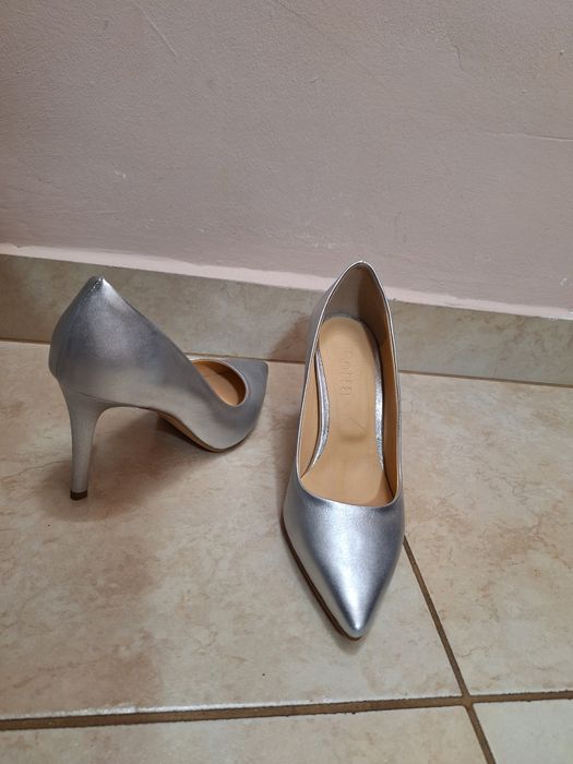 Stiletto argintii mărimea 36