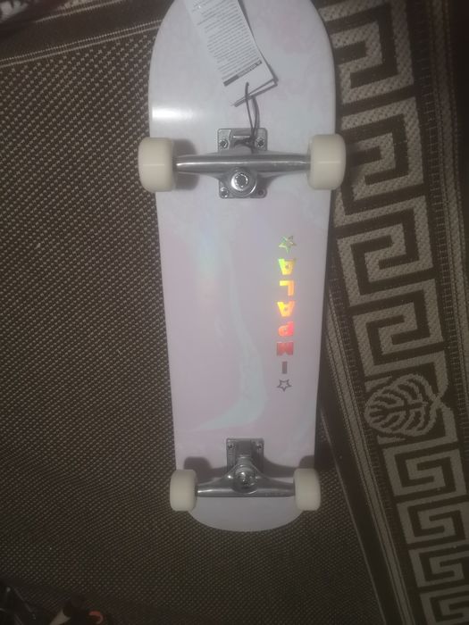 Skateboard Impala – calitate premium, stare foarte bună