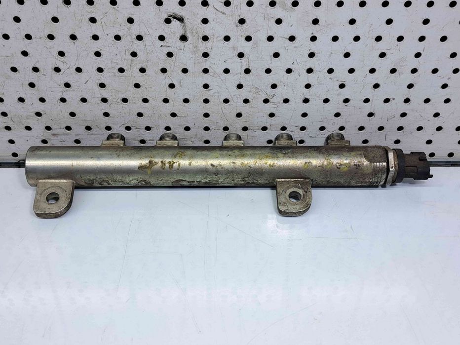 Rampa injectoare 55197370, Opel Vectra C combi, 1.9 cdti